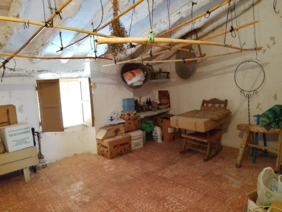 5 camera da letto Finca/Casa di Campagna in vendita in Baza - 200.000 € (Rif: 9789643)