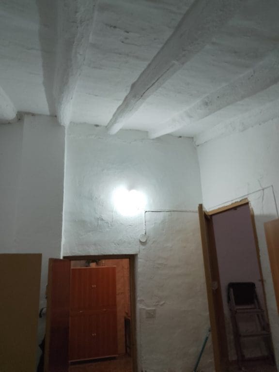 5 camera da letto Finca/Casa di Campagna in vendita in Baza - 200.000 € (Rif: 9789643)