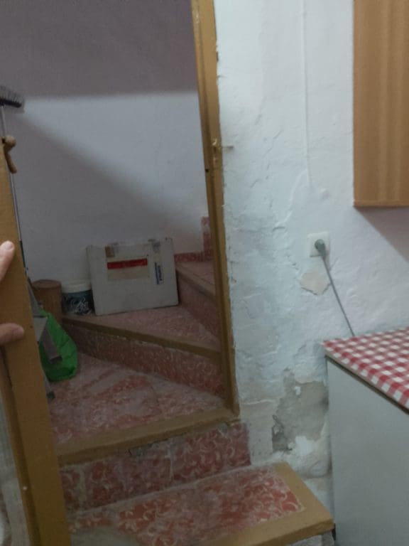 5 camera da letto Finca/Casa di Campagna in vendita in Baza - 200.000 € (Rif: 9789643)