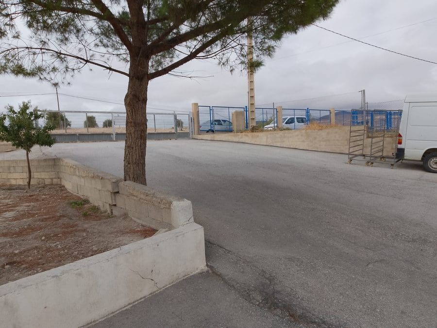 5 camera da letto Finca/Casa di Campagna in vendita in Baza - 200.000 € (Rif: 9789643)