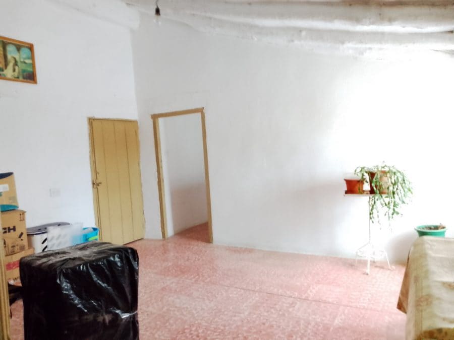5 camera da letto Finca/Casa di Campagna in vendita in Baza - 200.000 € (Rif: 9789643)