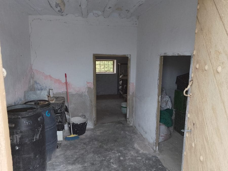 5 camera da letto Finca/Casa di Campagna in vendita in Baza - 200.000 € (Rif: 9789643)