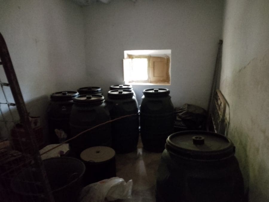 5 camera da letto Finca/Casa di Campagna in vendita in Baza - 200.000 € (Rif: 9789643)