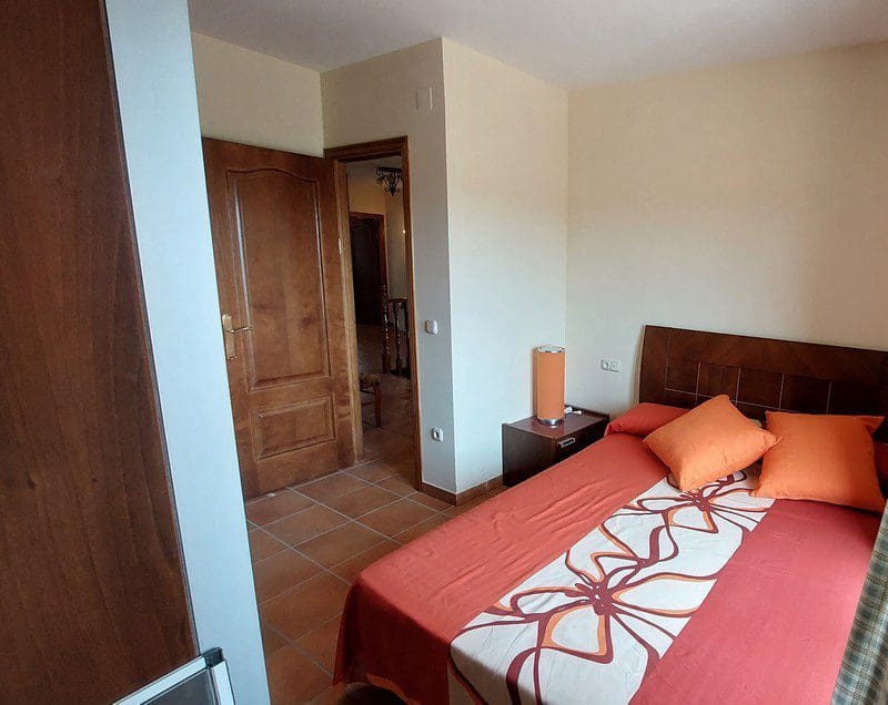 9 camera da letto Finca/Casa di Campagna in vendita in Baza - 477.000 € (Rif: 9789647)