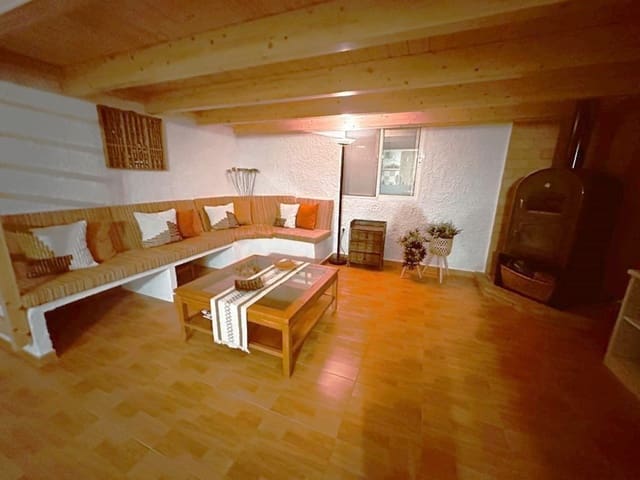 2 quarto Quinta/Casa Rural para venda em Pozo Alcón - 140 000 € (Ref: 9803750)