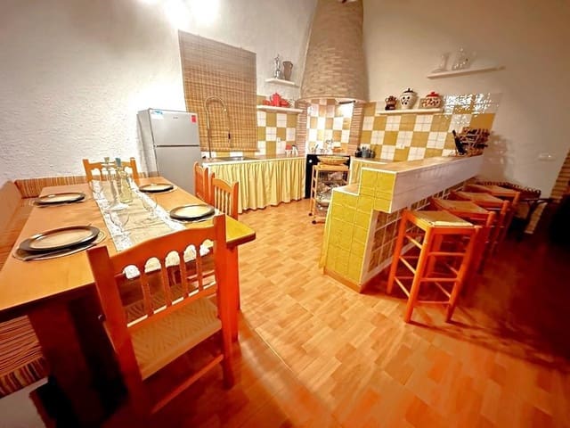 2 quarto Quinta/Casa Rural para venda em Pozo Alcón - 140 000 € (Ref: 9803750)