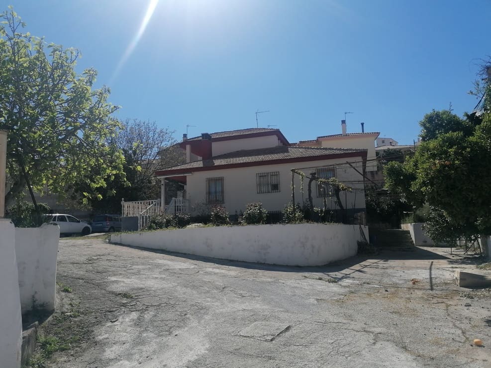 5 soveværelse Erhverv til salg i Baza med swimmingpool - € 360.000 (Ref: 9810886)
