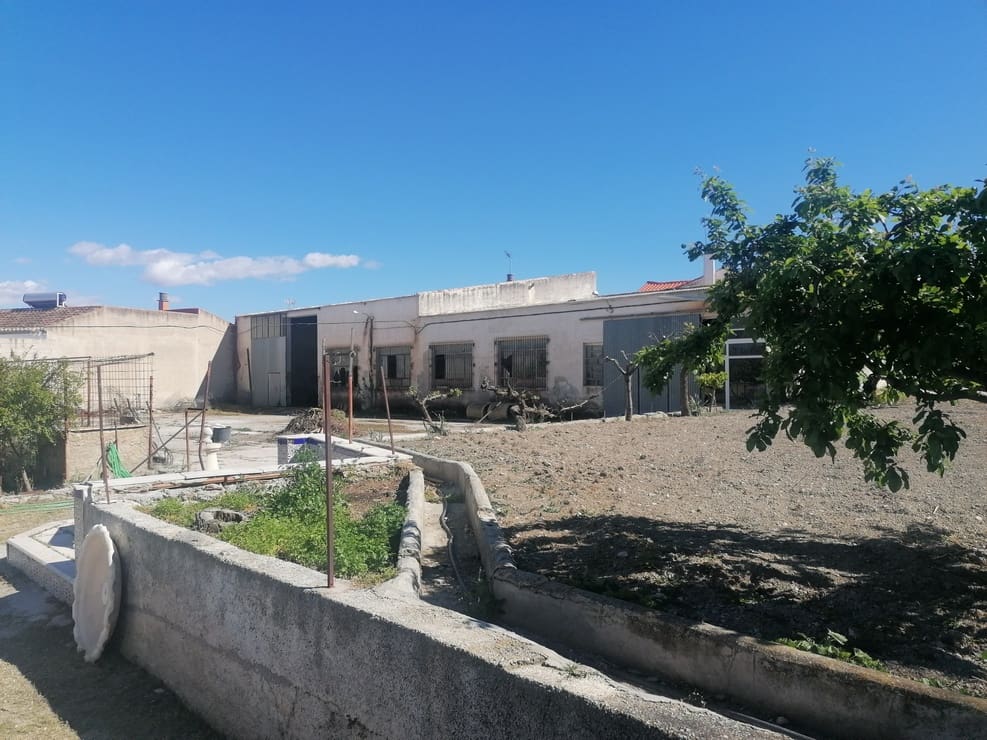 5 soveværelse Erhverv til salg i Baza med swimmingpool - € 360.000 (Ref: 9810886)