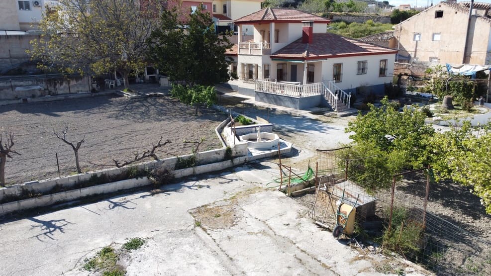 5 soveværelse Erhverv til salg i Baza med swimmingpool - € 360.000 (Ref: 9810886)