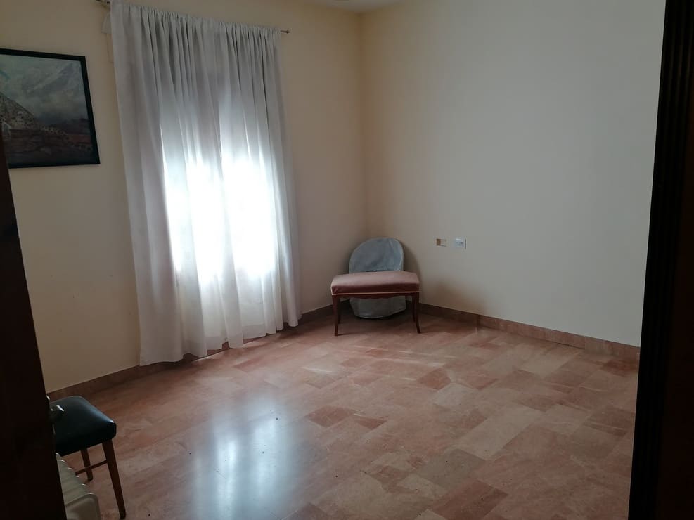 5 Zimmer Haus zu verkaufen in Baza mit Pool - 360.000 € (Ref: 9810886)