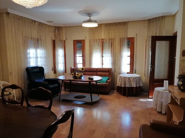 5 chambre Maison de Ville à vendre à Baza avec piscine - 360 000 € (Ref: 9810886)