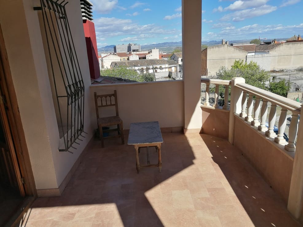 5 Zimmer Haus zu verkaufen in Baza mit Pool - 360.000 € (Ref: 9810886)