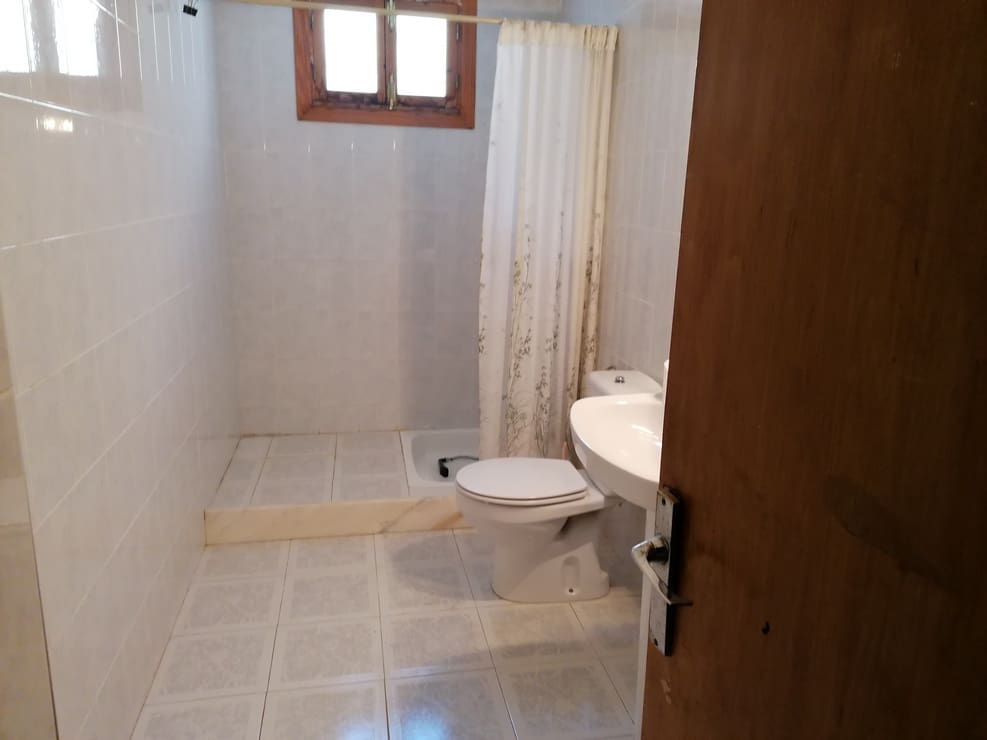 5 Zimmer Haus zu verkaufen in Baza mit Pool - 360.000 € (Ref: 9810886)
