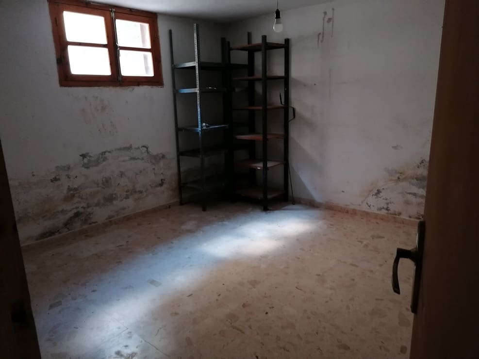 5 Zimmer Haus zu verkaufen in Baza mit Pool - 360.000 € (Ref: 9810886)