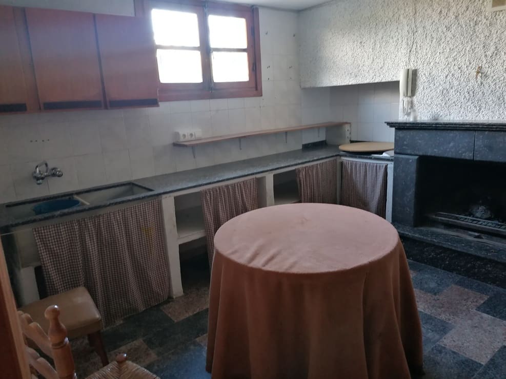 5 Zimmer Haus zu verkaufen in Baza mit Pool - 360.000 € (Ref: 9810886)