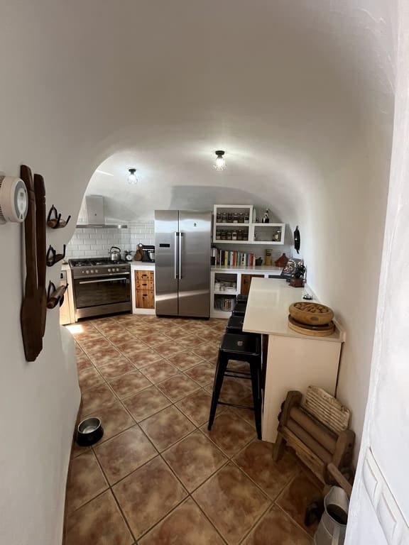 3 bedroom Cave House for sale in Fontanar with pool - € 148,000 (Ref: 9838255)