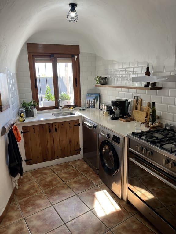 3 bedroom Cave House for sale in Fontanar with pool - € 148,000 (Ref: 9838255)
