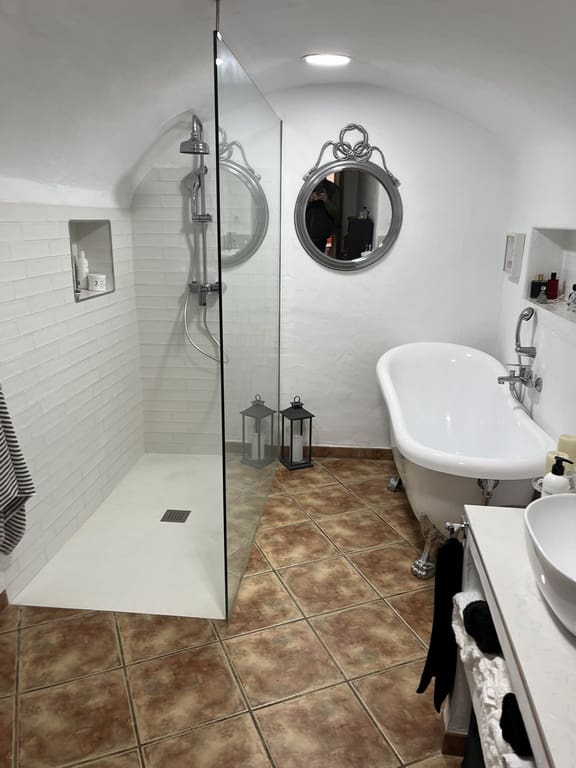 3 bedroom Cave House for sale in Fontanar with pool - € 148,000 (Ref: 9838255)