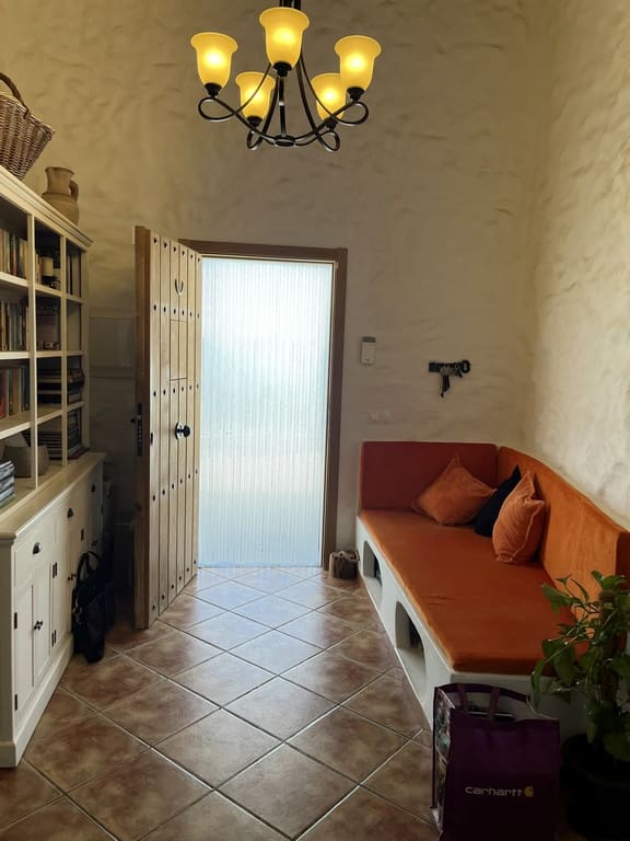 3 bedroom Cave House for sale in Fontanar with pool - € 148,000 (Ref: 9838255)