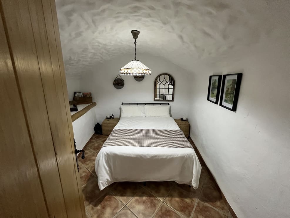 3 bedroom Cave House for sale in Fontanar with pool - € 148,000 (Ref: 9838255)