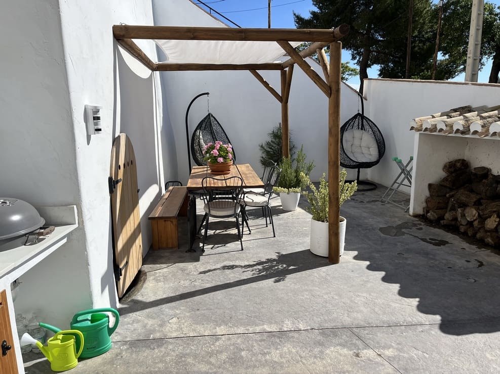 3 bedroom Cave House for sale in Fontanar with pool - € 148,000 (Ref: 9838255)