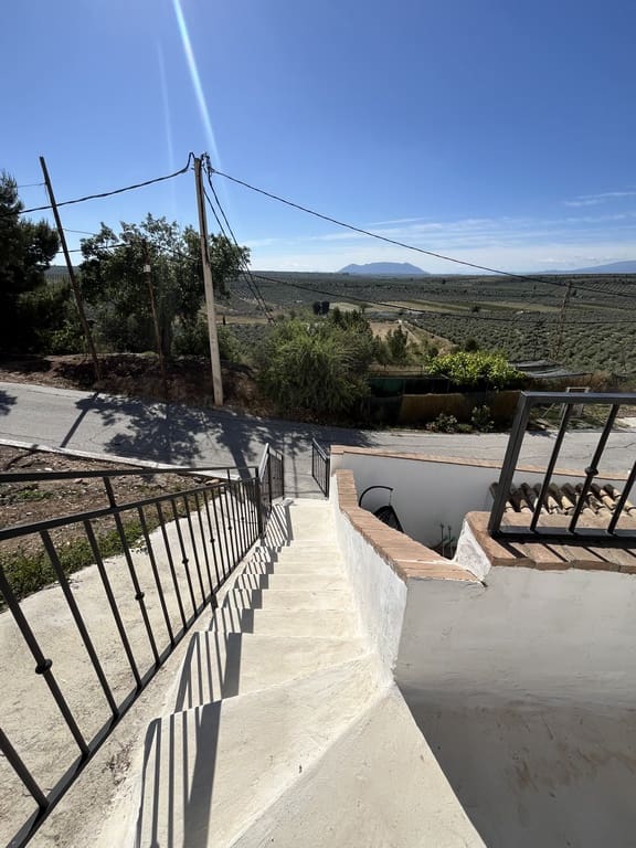 3 bedroom Cave House for sale in Fontanar with pool garage - € 148,000 (Ref: 9838255)