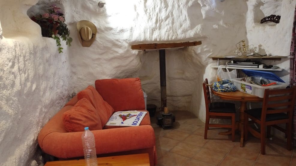 4 sovrum Grotthus till salu i Caniles - 75 000 € (Ref: 9860590)