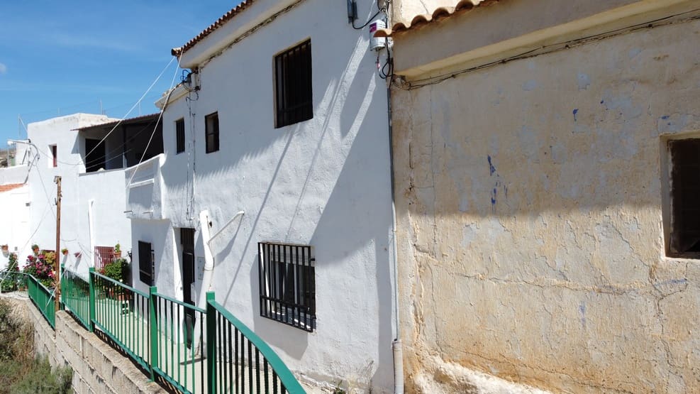 4 sovrum Grotthus till salu i Caniles - 75 000 € (Ref: 9860590)