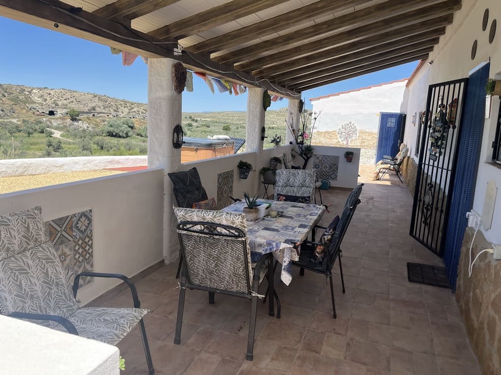 4 bedroom Cave House for sale in Cullar with garage - € 145,000 (Ref: 9860797)