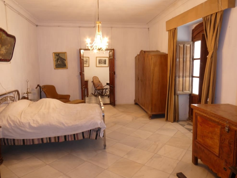 6 Zimmer Haus zu verkaufen in Benamaurel - 120.000 € (Ref: 9891473)