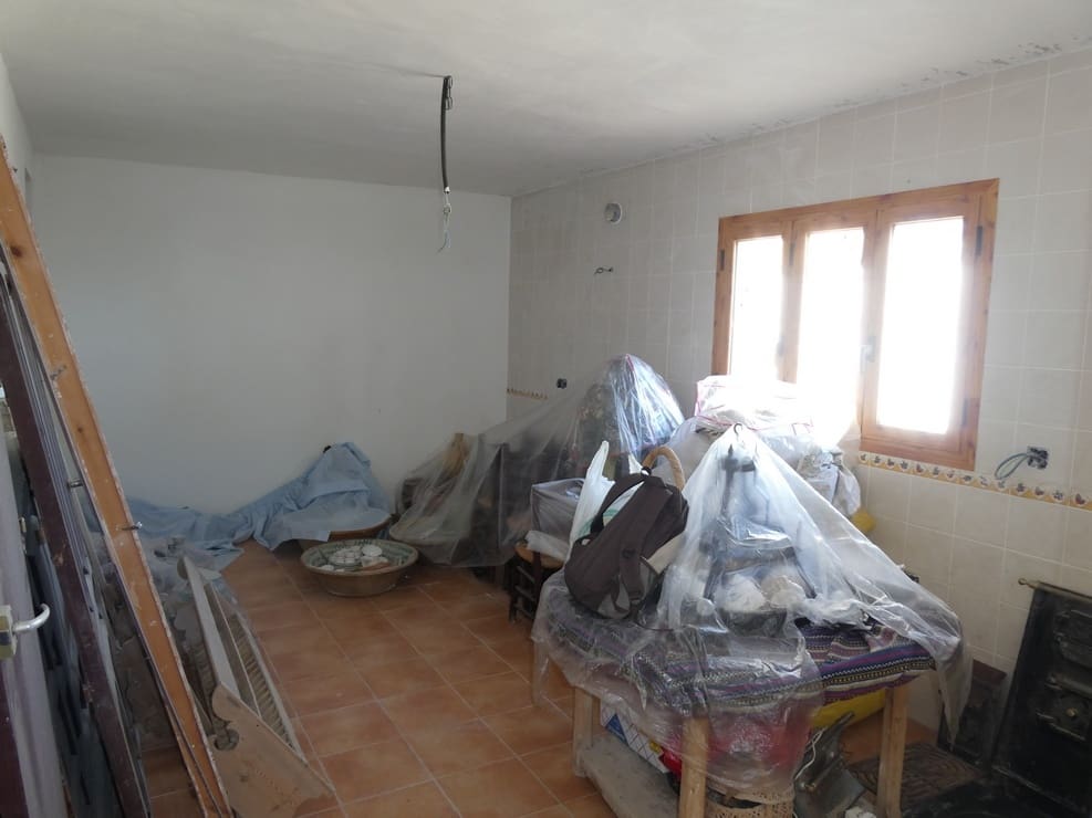 6 Zimmer Haus zu verkaufen in Benamaurel - 120.000 € (Ref: 9891473)