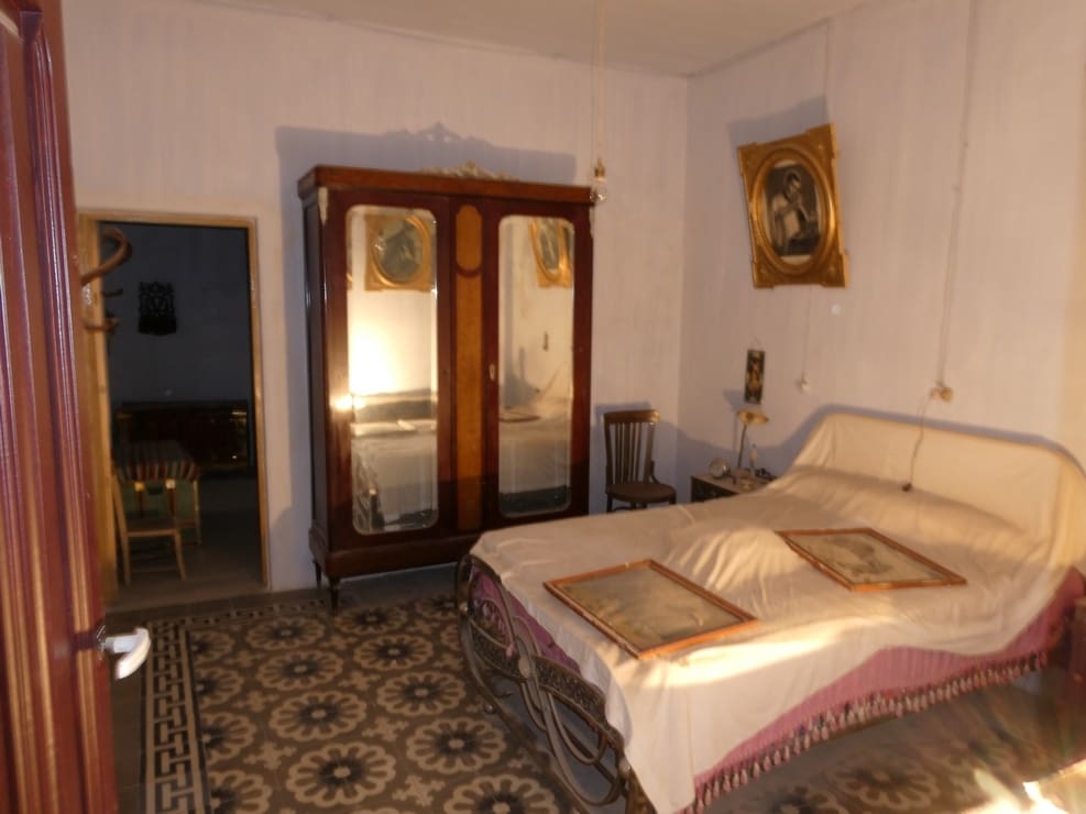 6 Zimmer Haus zu verkaufen in Benamaurel - 120.000 € (Ref: 9891473)