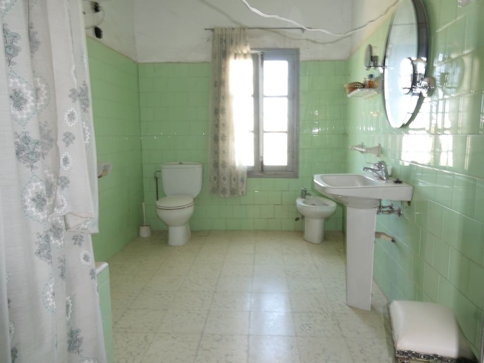 6 Zimmer Haus zu verkaufen in Benamaurel - 120.000 € (Ref: 9891473)
