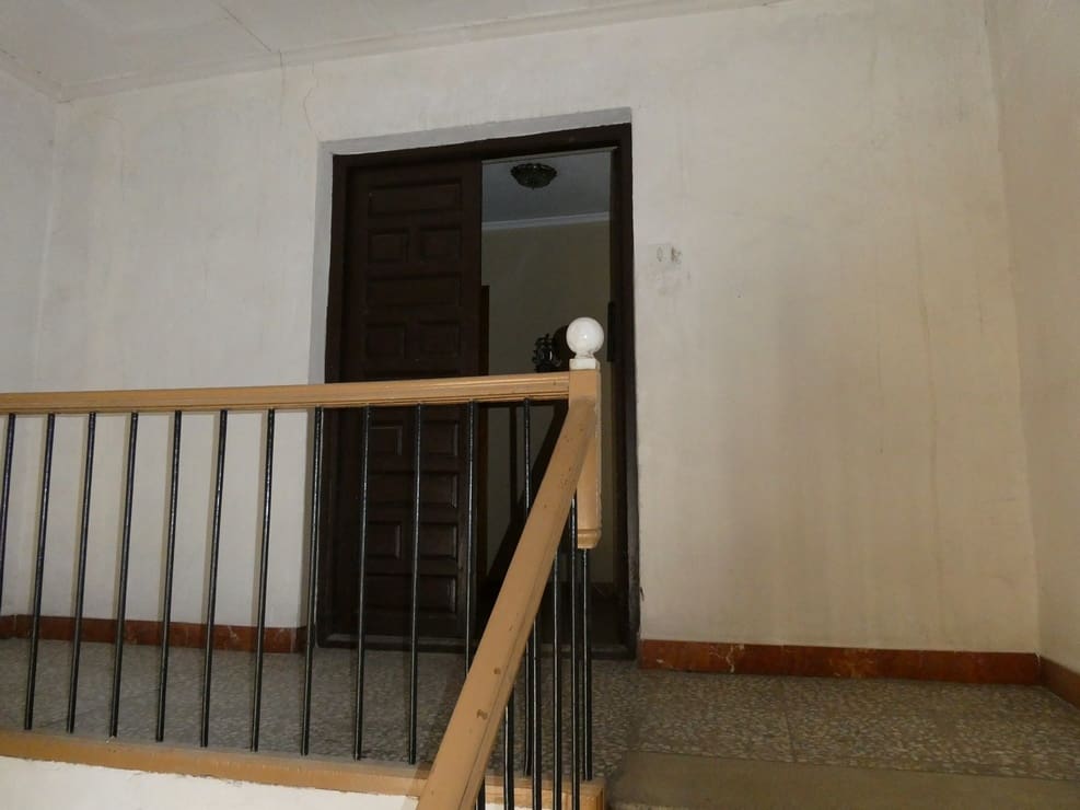 Casa en Baza en venta con garaje - 160.000 € (Ref: 9897237)