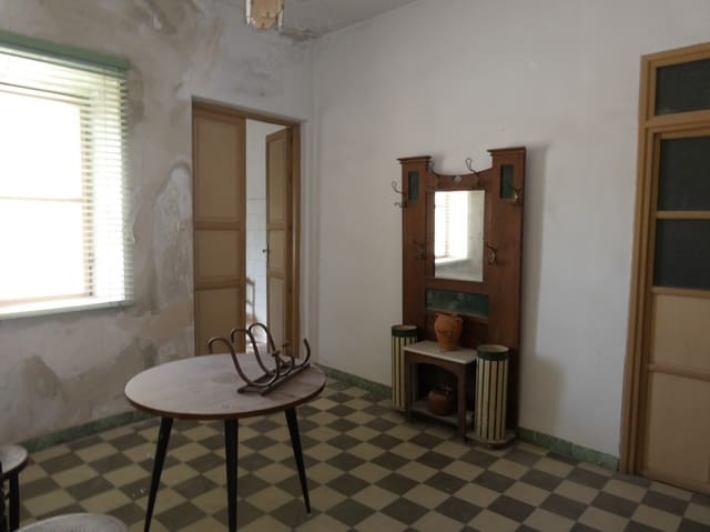 Casa en Baza en venta con garaje - 160.000 € (Ref: 9897237)