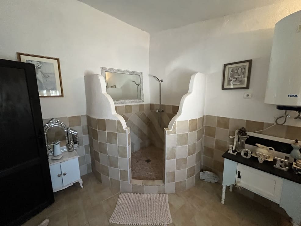 6 bedroom Commercial for sale in La Alqueria - € 205,000 (Ref: 9908780)
