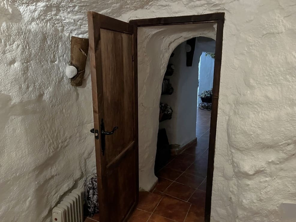 6 bedroom Commercial for sale in La Alqueria - € 205,000 (Ref: 9908780)