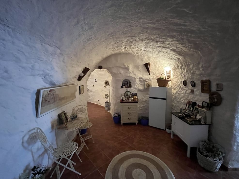 6 bedroom Commercial for sale in La Alqueria - € 205,000 (Ref: 9908780)