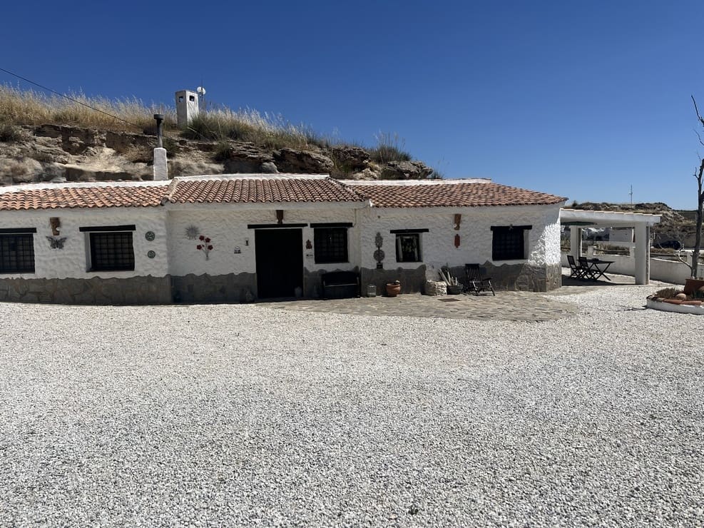 6 bedroom Commercial for sale in La Alqueria - € 205,000 (Ref: 9908780)