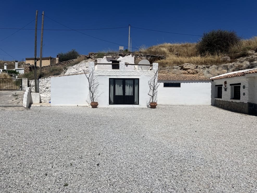 6 bedroom Commercial for sale in La Alqueria - € 205,000 (Ref: 9908780)