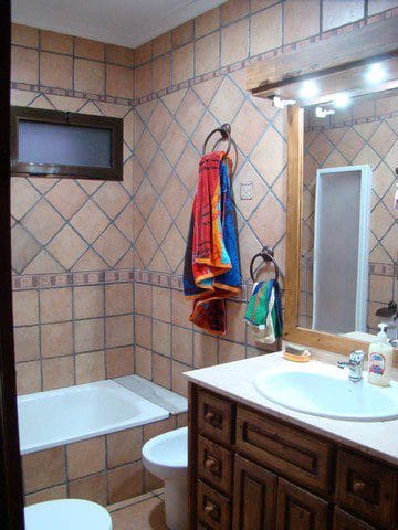 6 bedroom Finca/Country House for sale in Gor with pool - € 425,000 (Ref: 9911532)
