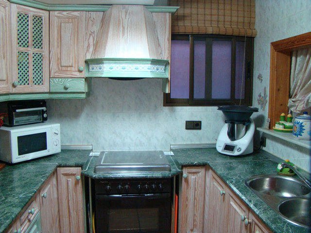 6 bedroom Finca/Country House for sale in Gor with pool - € 425,000 (Ref: 9911532)