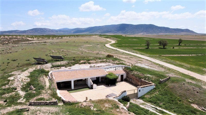 Casa Cueva de 5 habitaciones en La Alqueria en venta - 140.000 € (Ref: 9914822)