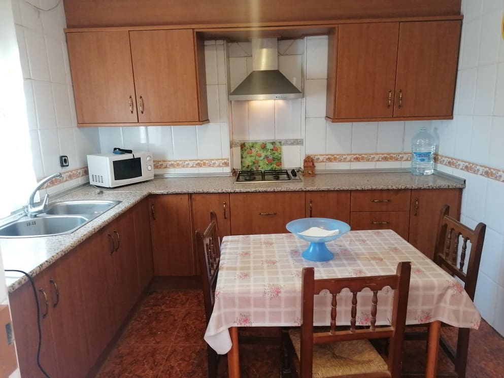 3 sypialnia Finka/Dom wiejski na sprzedaż w Baza - 128 000 € (Ref: 9927835)