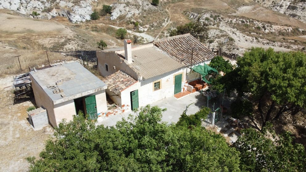 3 sypialnia Finka/Dom wiejski na sprzedaż w Baza - 128 000 € (Ref: 9927835)