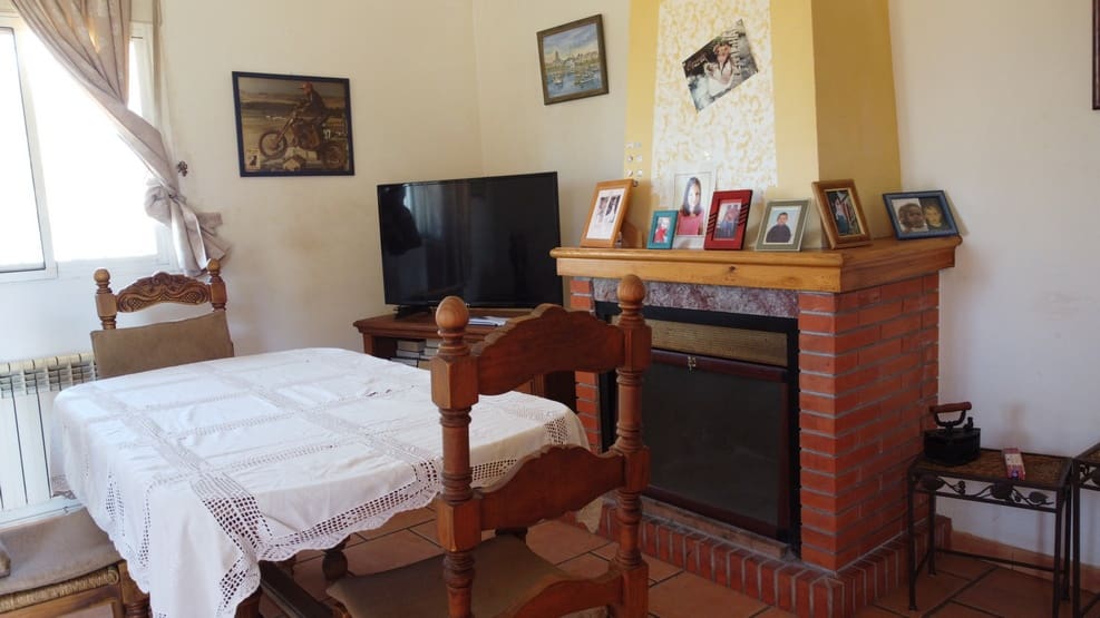 3 sovrum Finca/Hus på landet till salu i Freila - 170 000 € (Ref: 9955454)