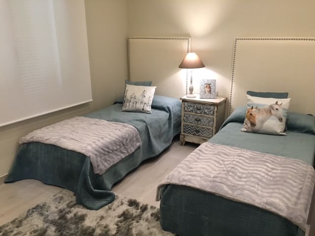 Chalet de 3 habitaciones en Algorfa en venta con piscina garaje - 555.000 € (Ref: 7430141)