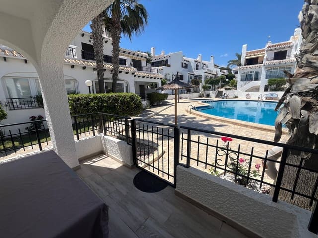 2 makuuhuone Rivitalo myytävänä paikassa Cabo Roig, Orihuela mukana uima-altaan 
autotalli - 259 000 € (Ref: 8988913)