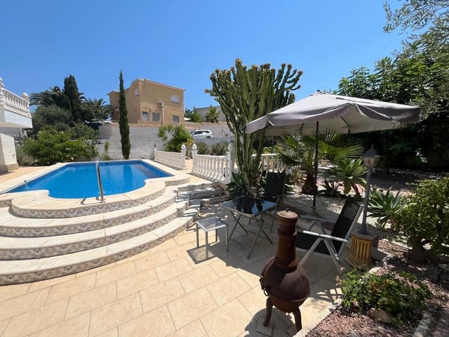 3 bedroom Villa for sale in Blue Lagoon with pool garage - € 359,000 (Ref: 9101662)