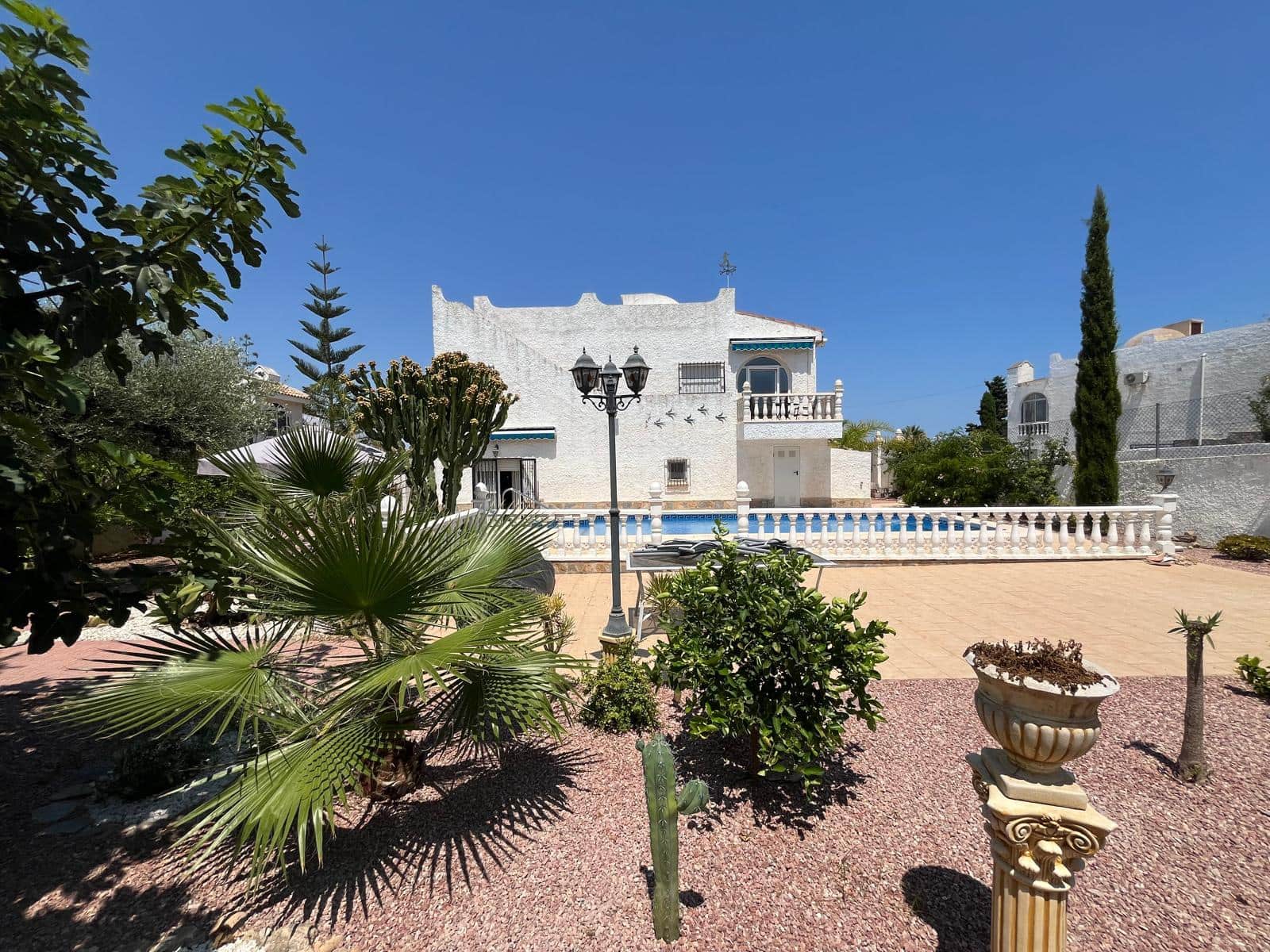 3 quarto Moradia para venda em Blue Lagoon com piscina garagem - 399 000 € (Ref: 9101662)